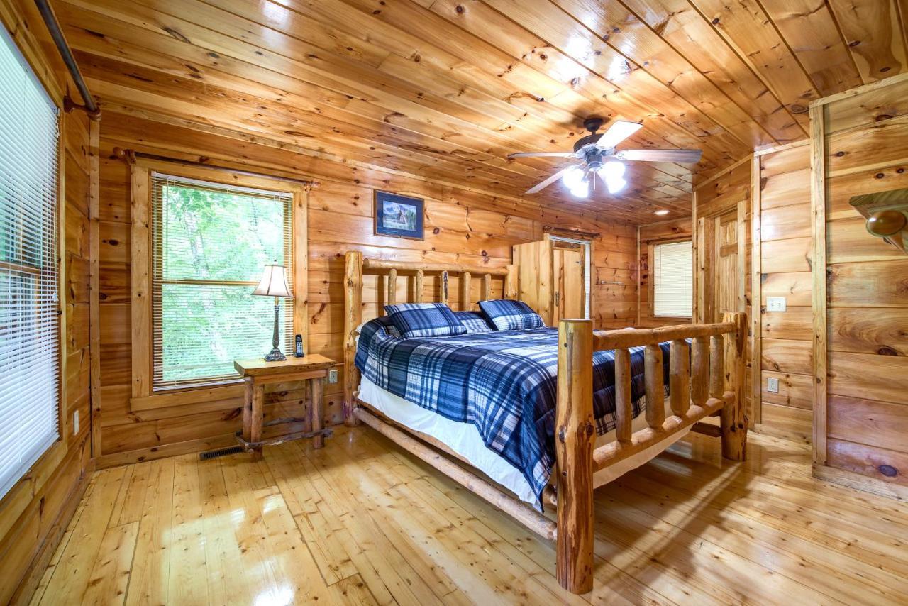 Cabin Of Dreams, 3 Bedroom Water View, Wifi, Hot Tub, Pool Table, Sleep 8 Sevierville Buitenkant foto